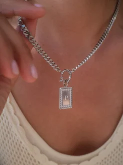 Bold Charm Kette