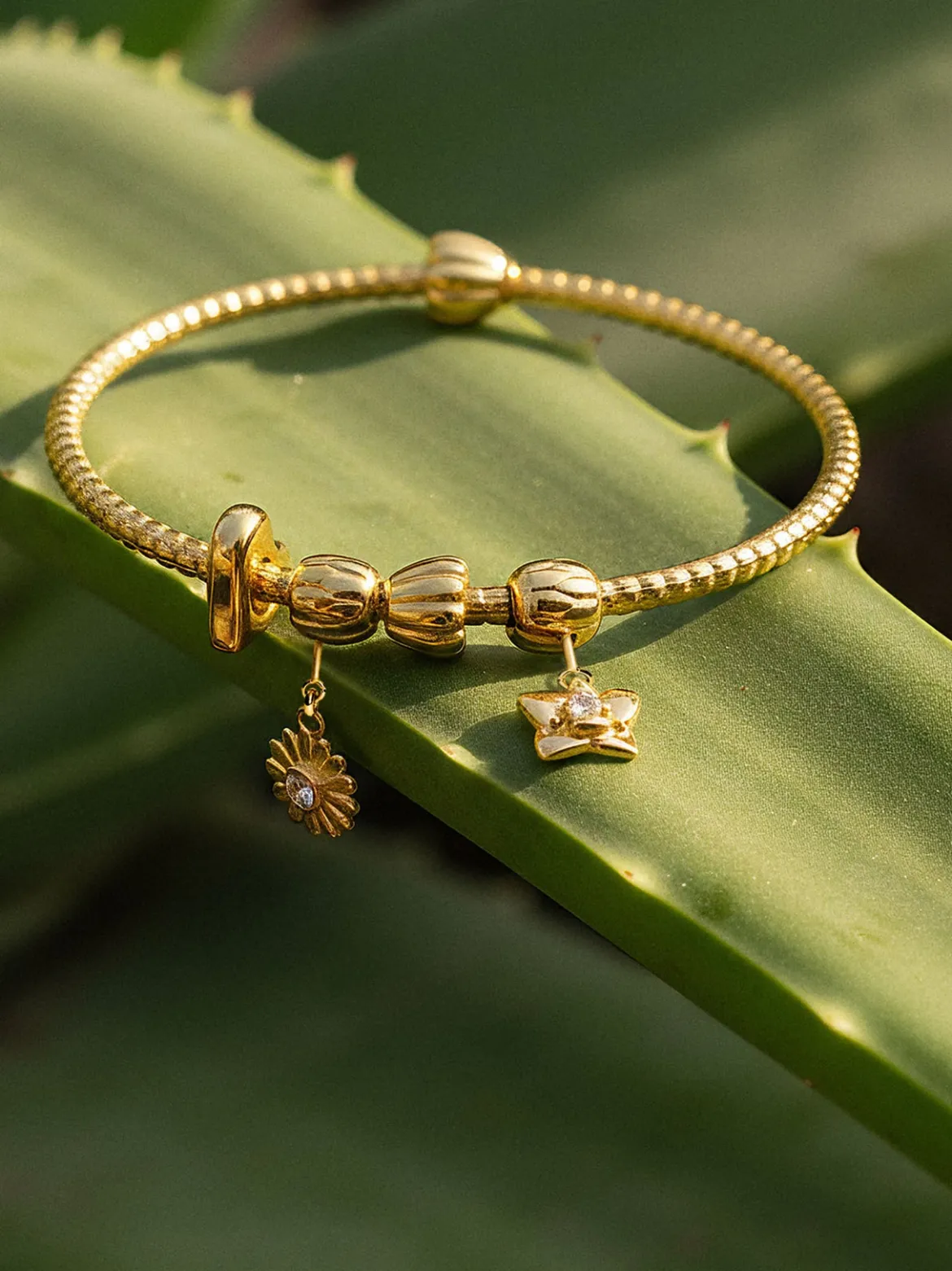 LEI Plumeria Charm